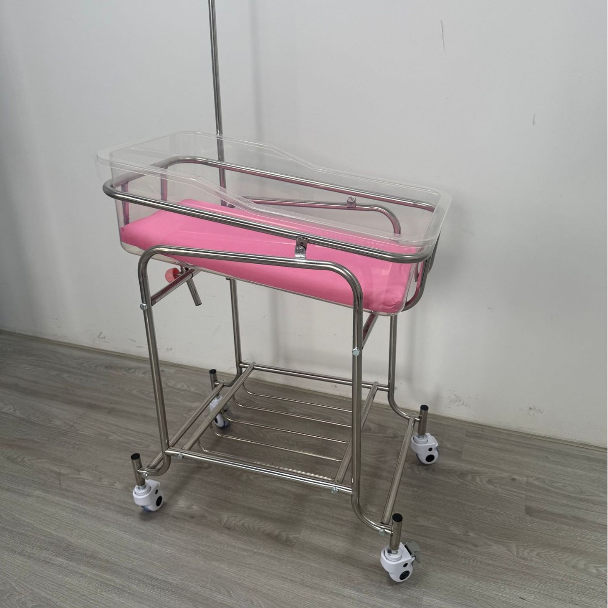 Stainless Steel Baby Bassinet  - Baby Nursery Cart recension och pris